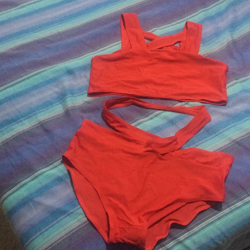 Red ROMWE bikini 👙 - Picture 5 of 7